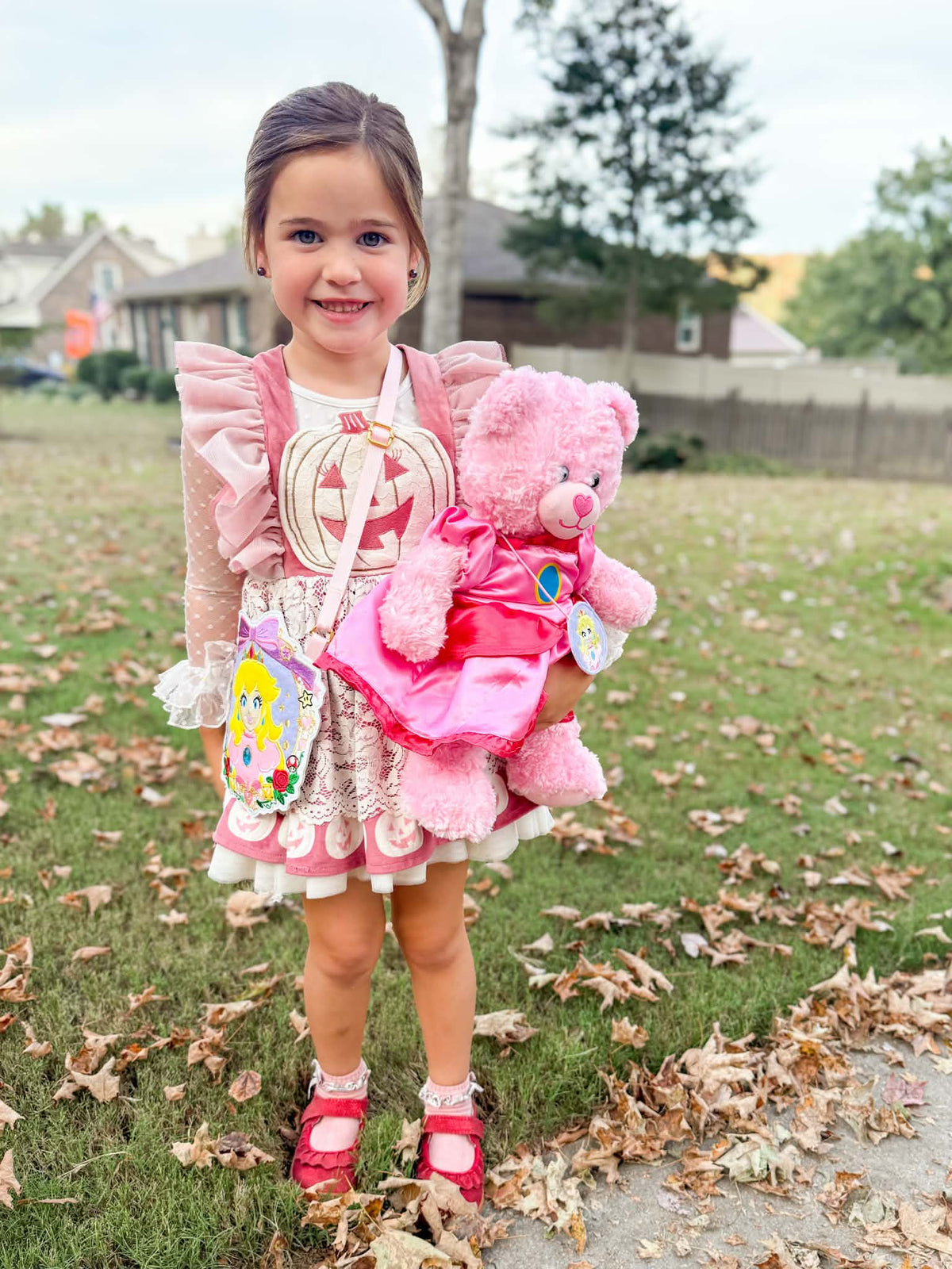 Flat Lay Crossbody Bag - Princess Peach