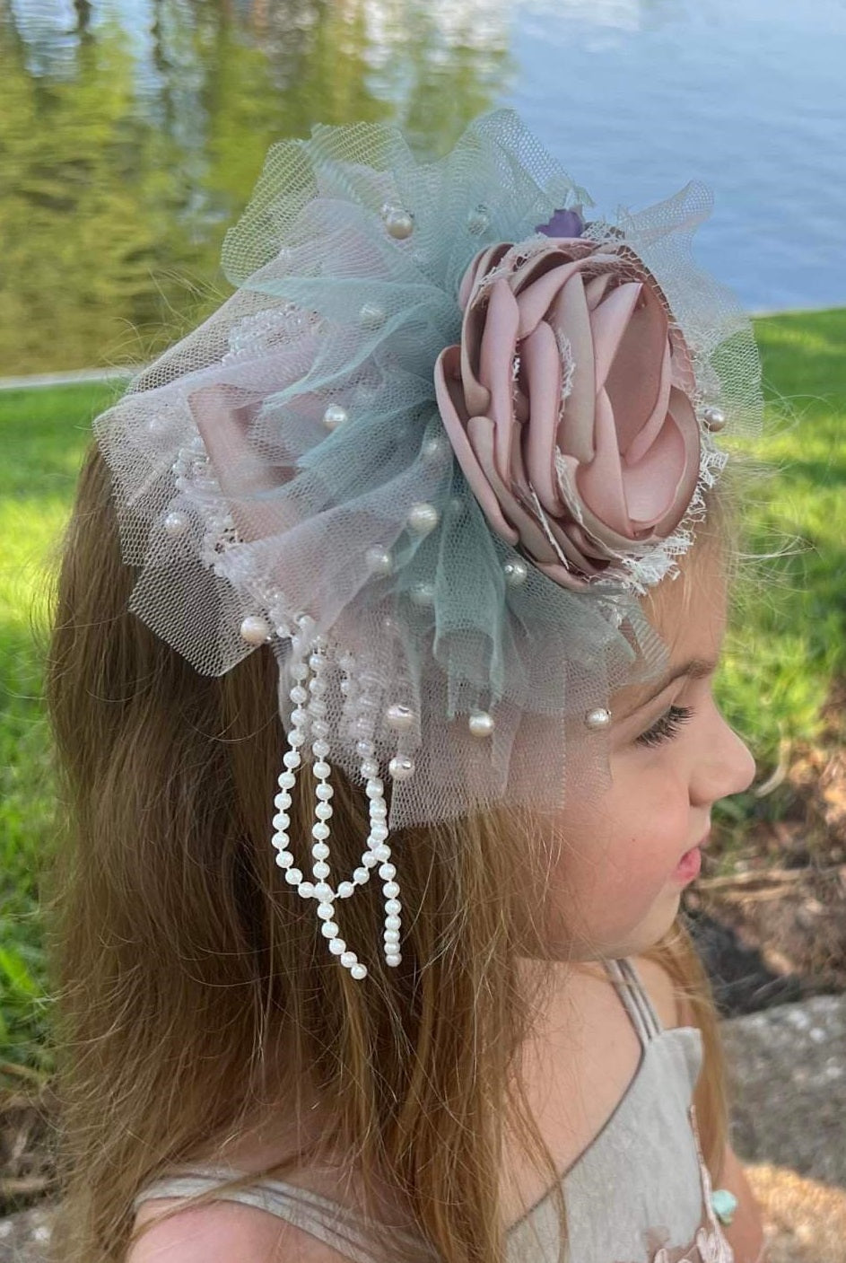 Heirloom II Hair Bloom