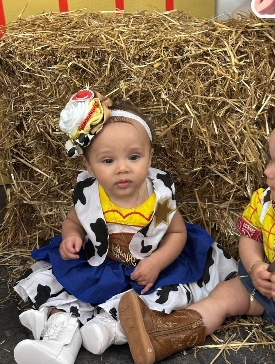 Jessie and Woody from Toy Story Inspired Blooms