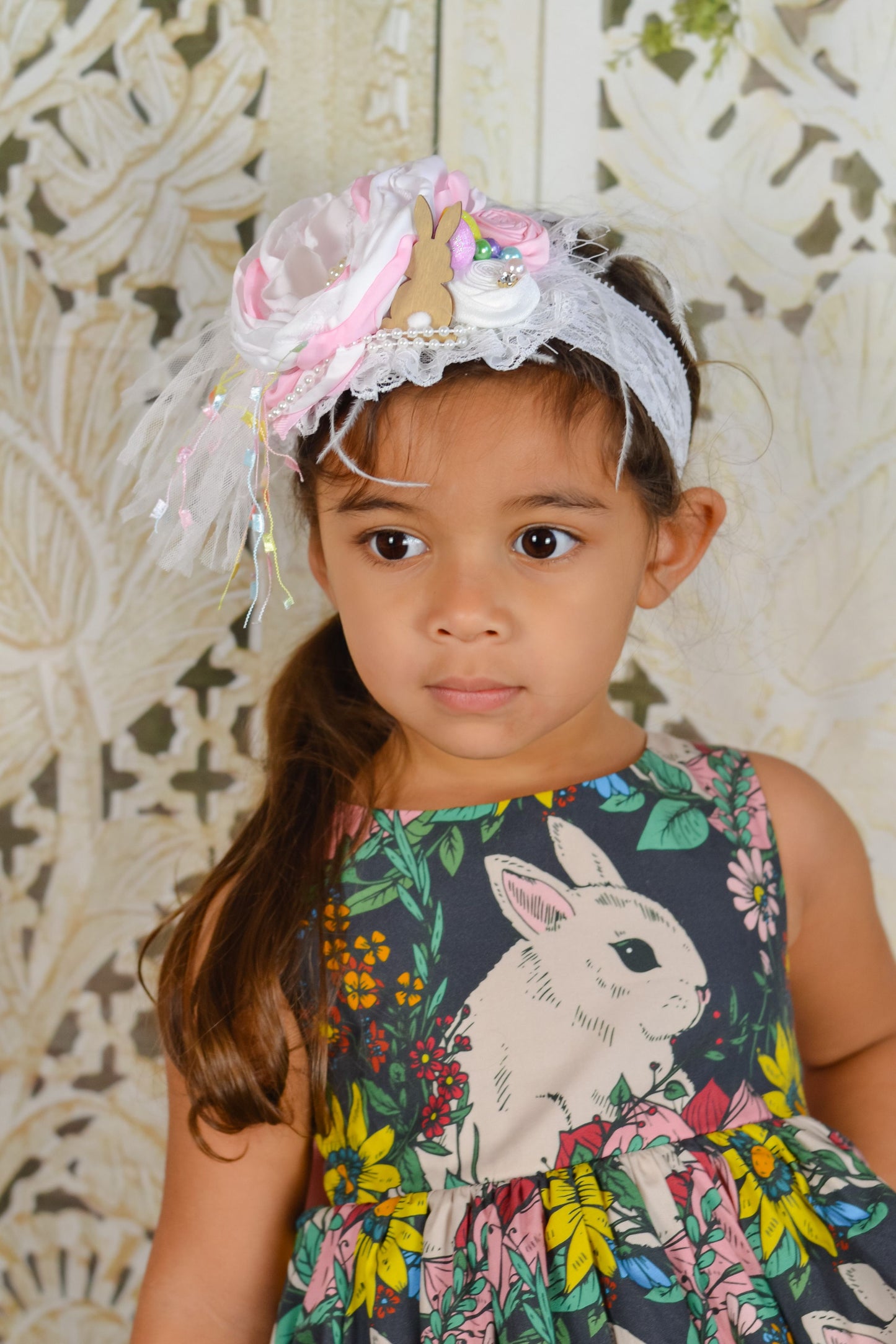 Wood Bunny Vintage Bloom
